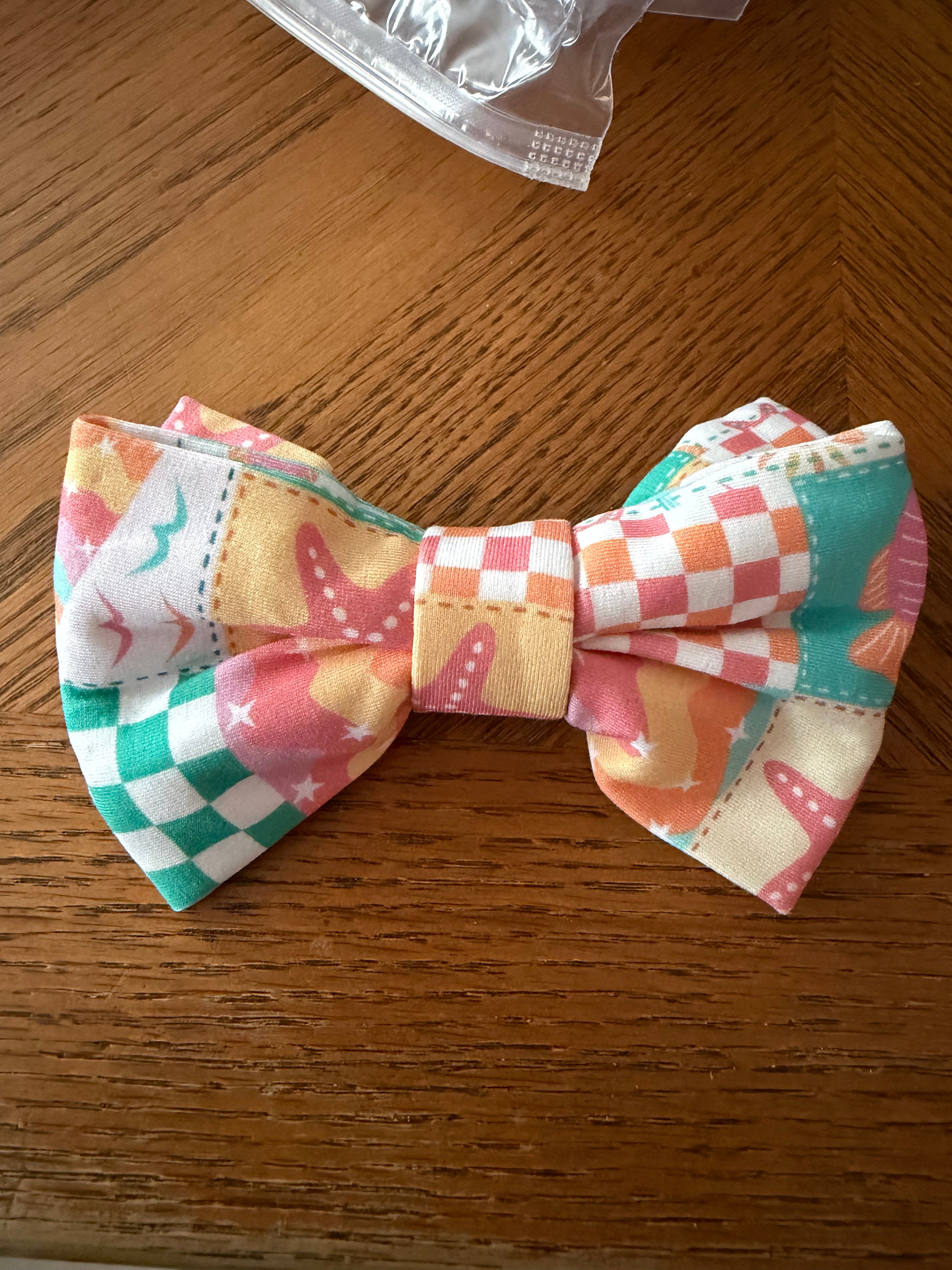 Coastal Cutie Bow